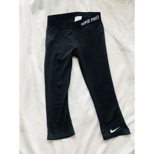 Nike Pro KIDS Capri Crop leggings